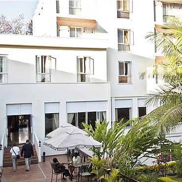 tour-listing-details-slide